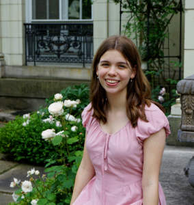 julia peyrebrune, 19